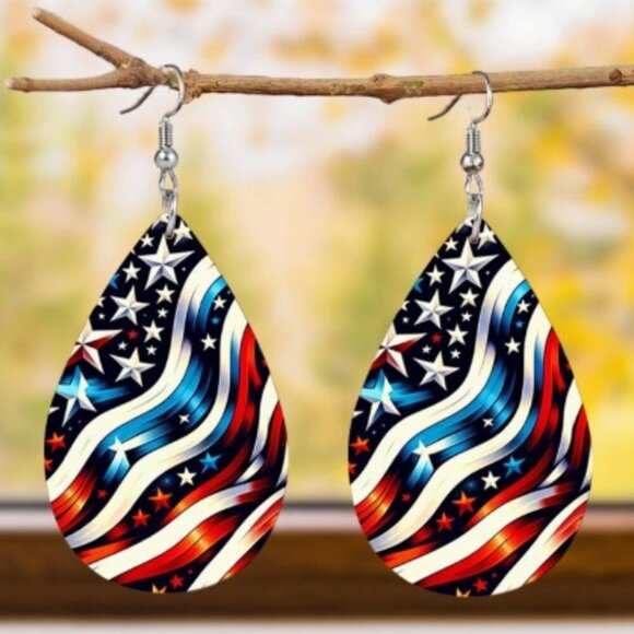 Red And Blue Five-Pointed Star Flag Pattern Leather Earrings Independence Day - Picture 1 of 5